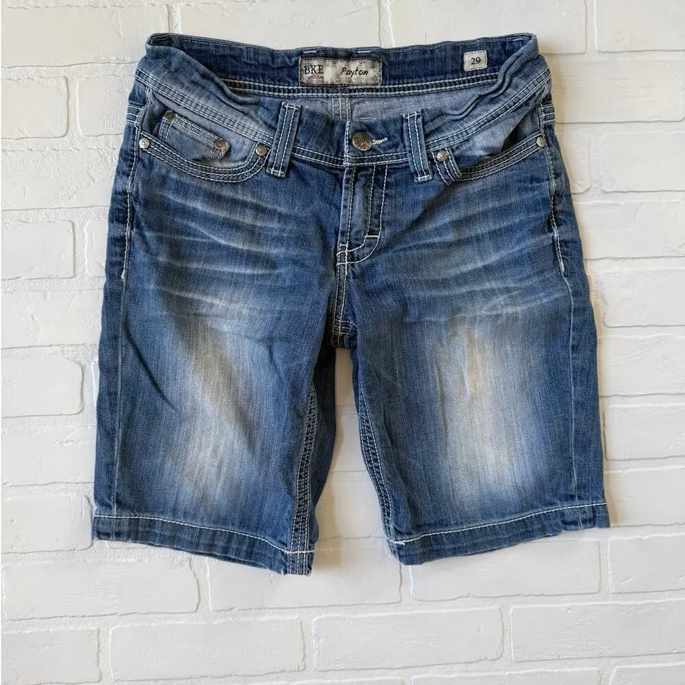 BKE Women's Payton Light Wash Denim Bermuda Jean Shorts sz 29